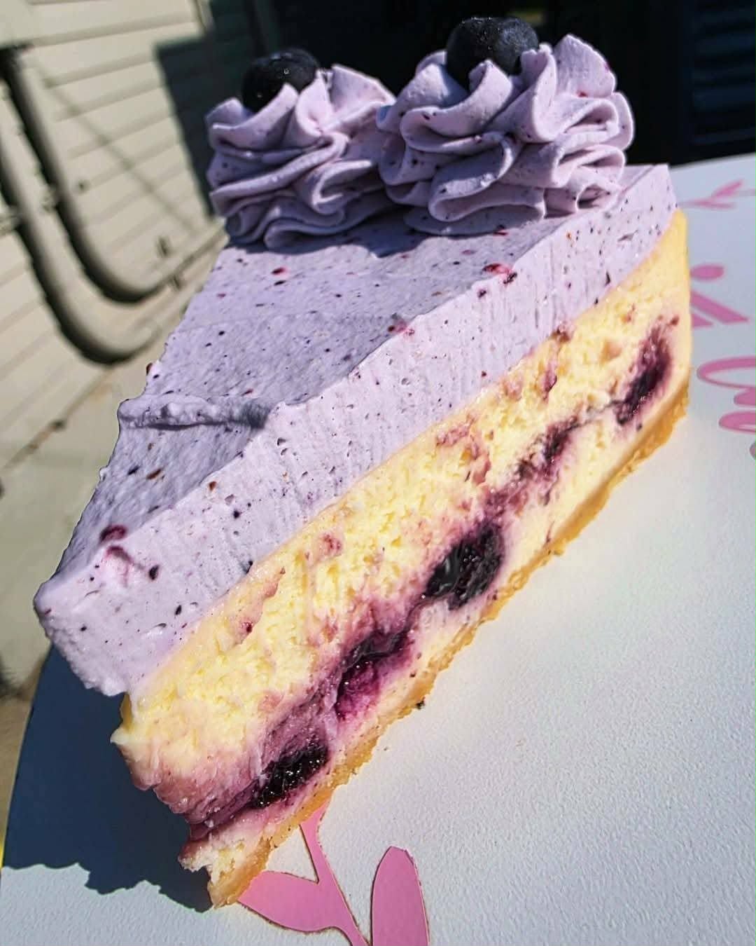Lemon-Blueberry -Shortbread-Cheesecake